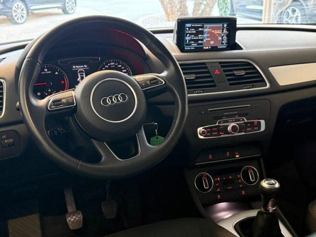 AUDI Q3 2.0 TDI 120 CV Business