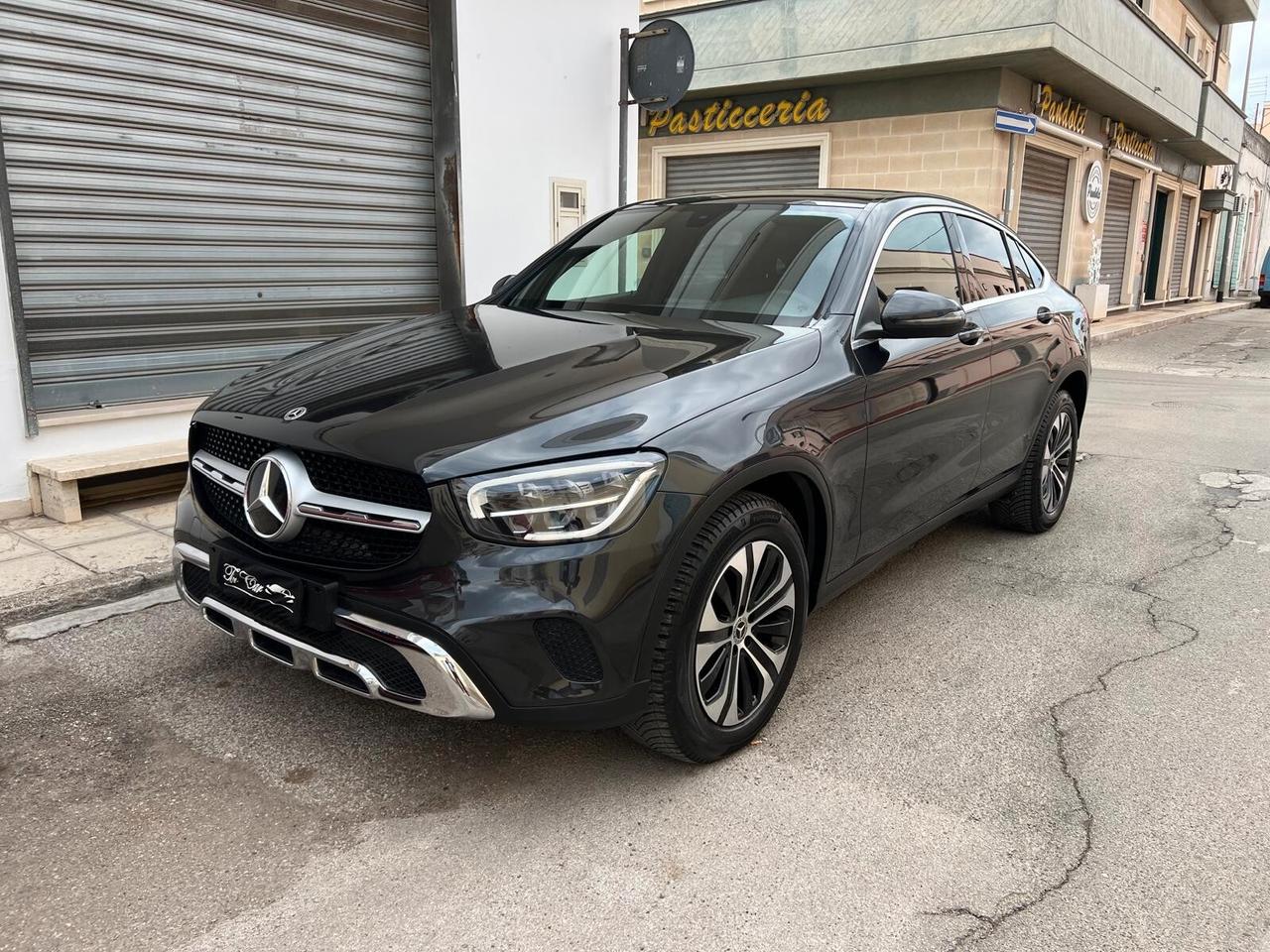 MERCEDES GLC 220D COUPE' 4MATIC SPORT 2.0 194CV PELLE NAVI CAM ANNO 2021