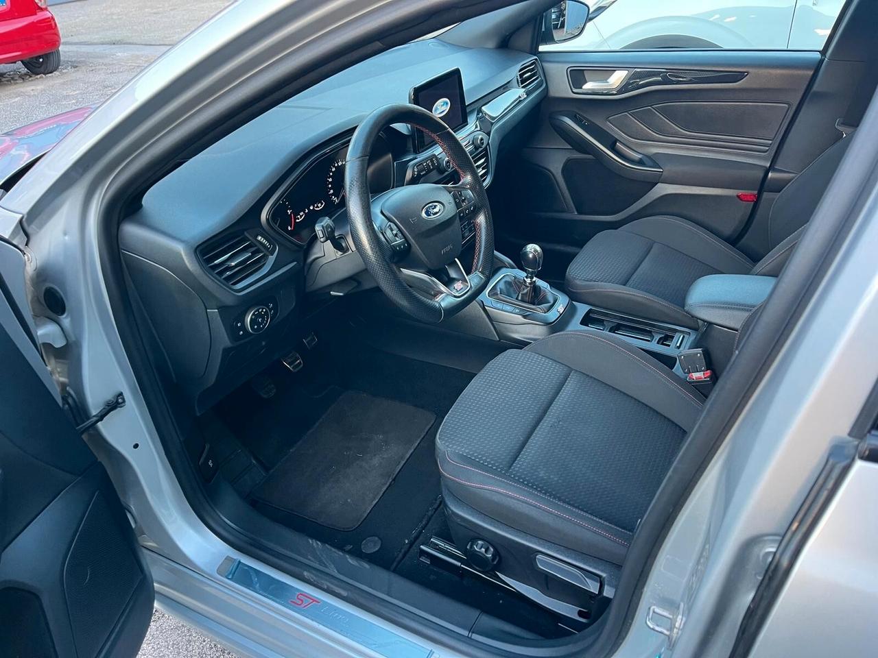 Ford Focus 1.5 EcoBlue 120 CV 5p. ST-Line