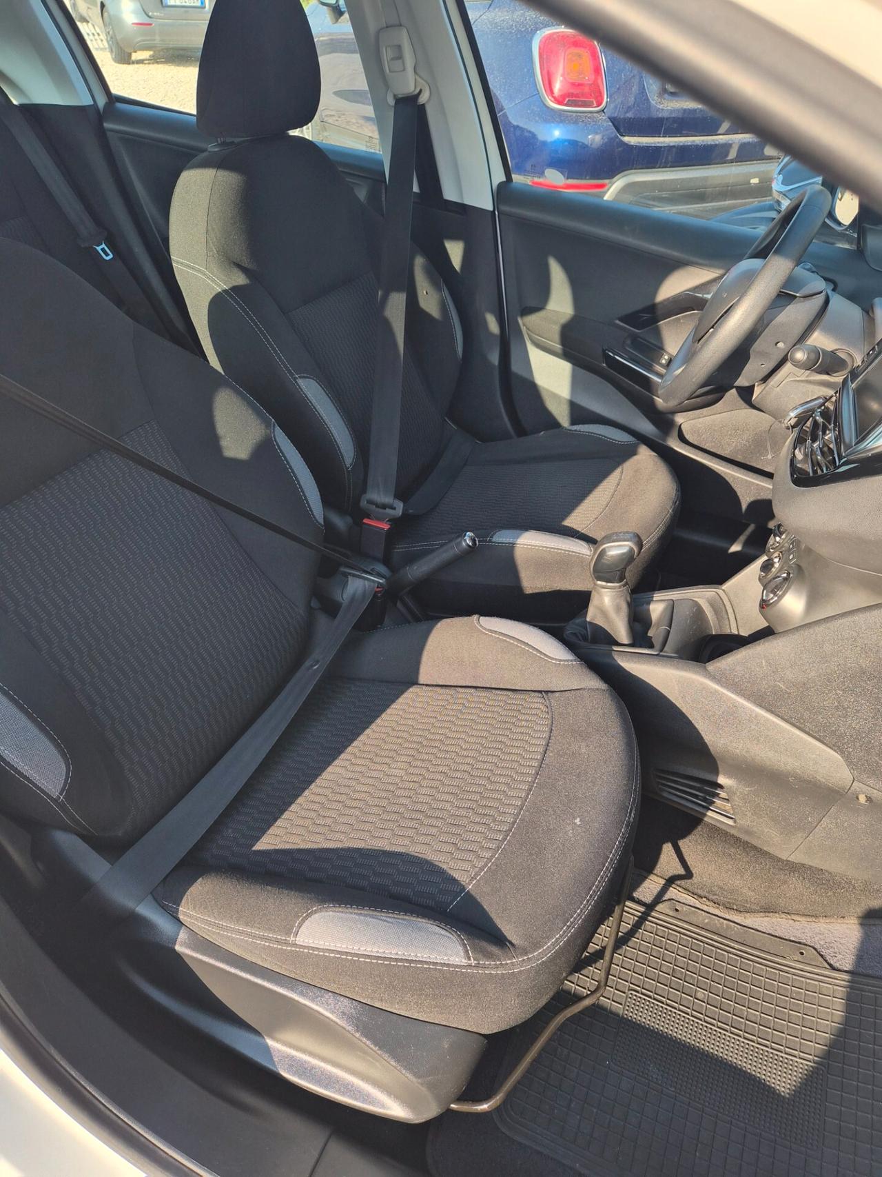 Peugeot 208 BlueHDi 75cv Active