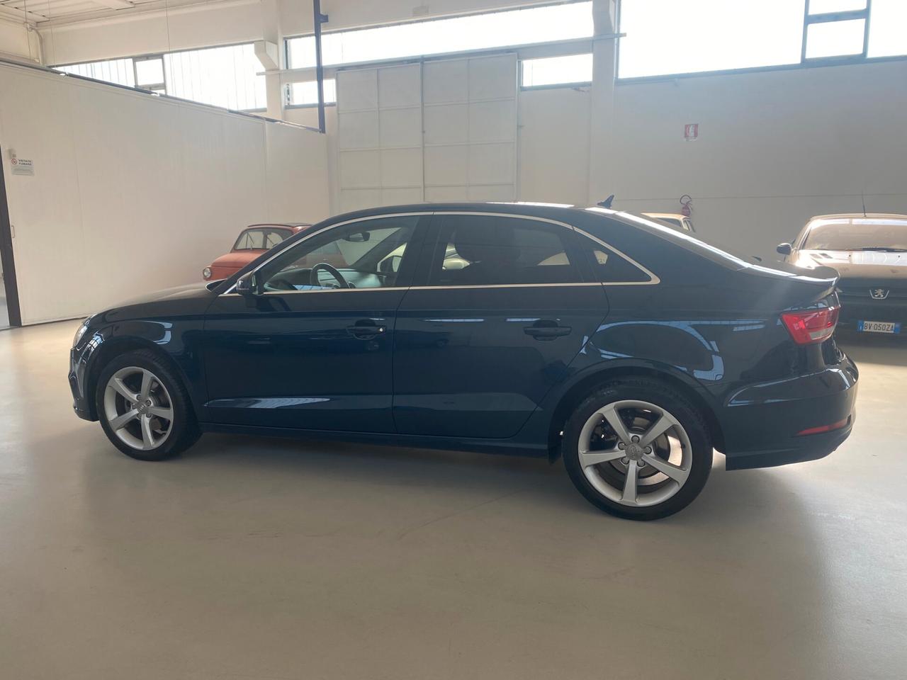 Audi A3 1.6 TDI 116 CV Business