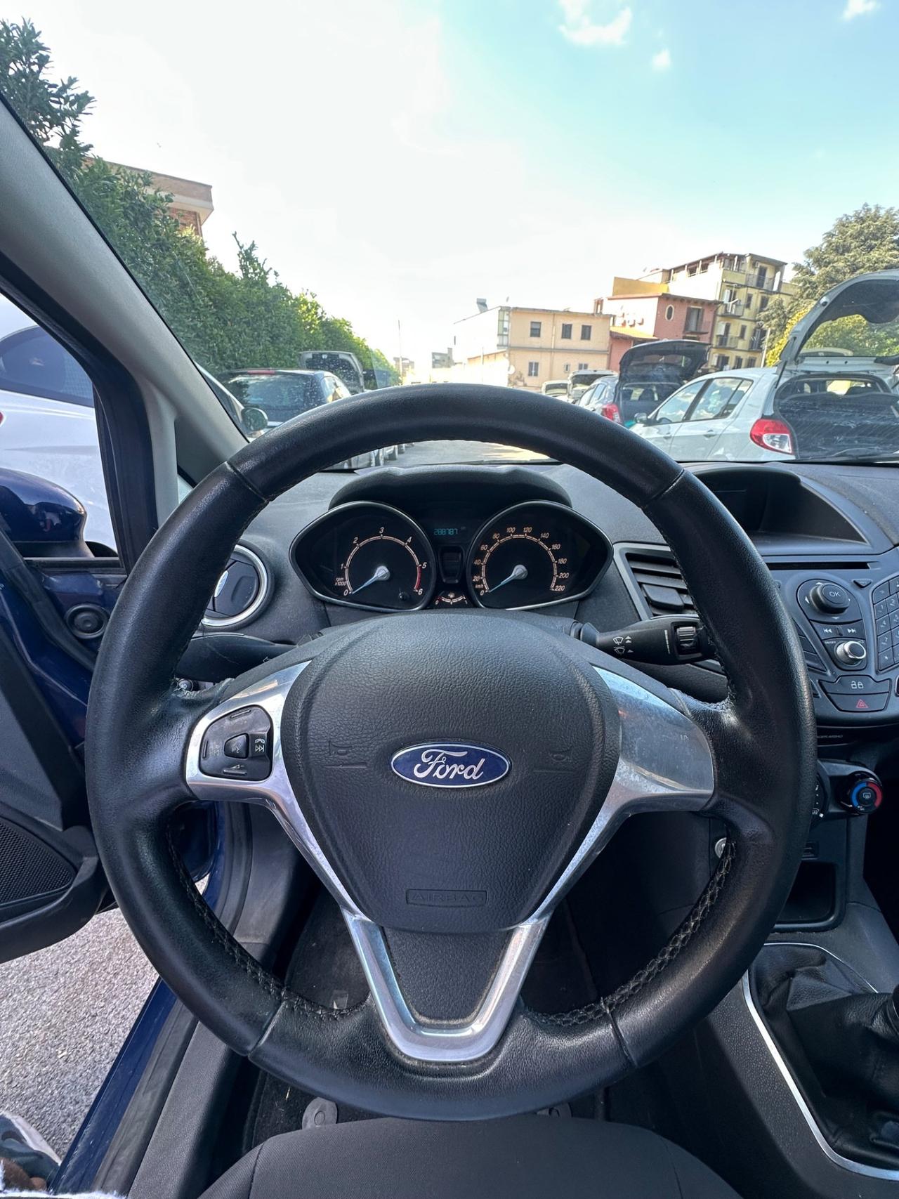 Ford Fiesta 1.5 TDCi 75CV 5 porte