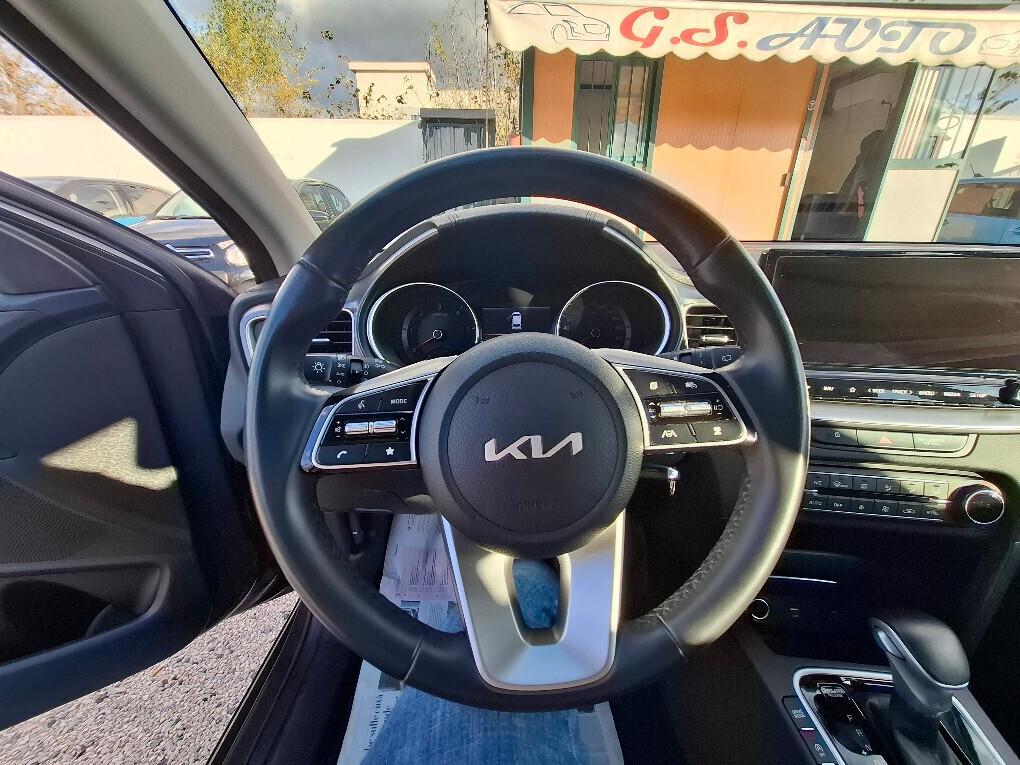 Kia Ceed 1.6 CRDi 136 CV MHEV DCT SW Business