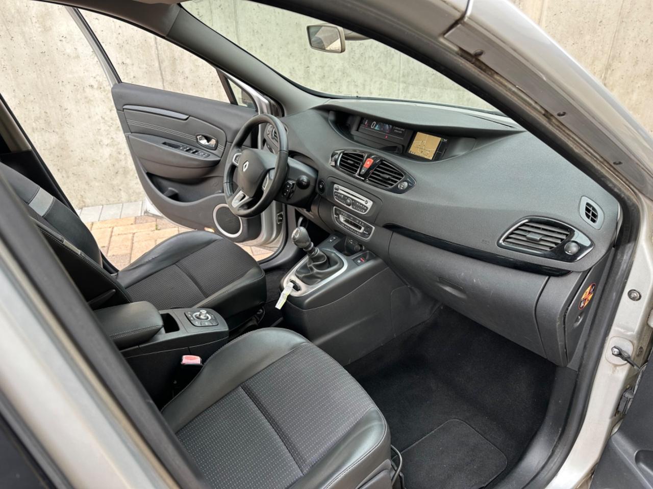 Dacia Logan MCV 1.4 5 posti