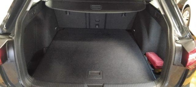 VOLKSWAGEN Golf VAR. 1.0 eTSI EVO DSG Life MILD HYBRID