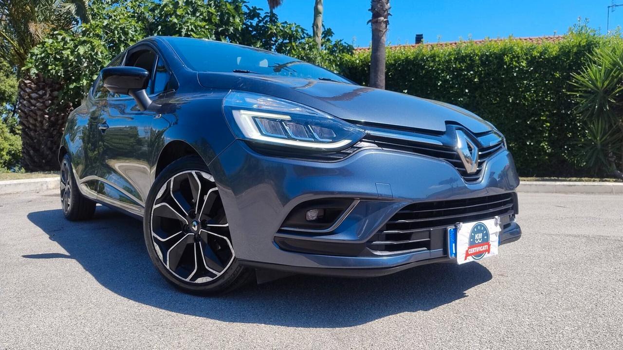 Renault Clio dCi 8V 90 CV 5 porte Moschino Intens