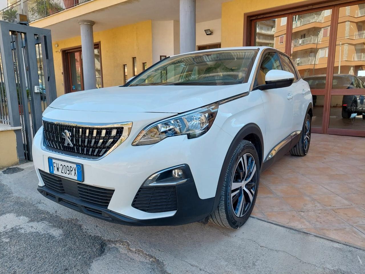 Peugeot 3008 BlueHDi 130 S&S Business