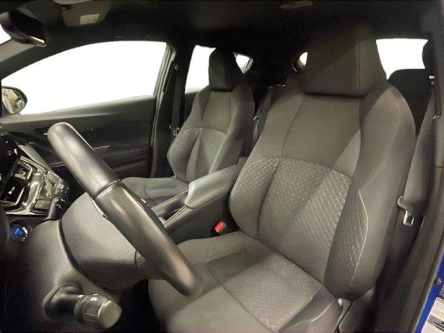 TOYOTA C-HR 1.8 Hybrid E-CVT Business