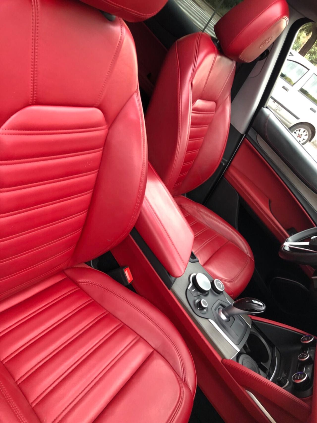 Alfa Romeo Stelvio 2.2 CV 210 Q4 LUSSO TETTO APRIBILE