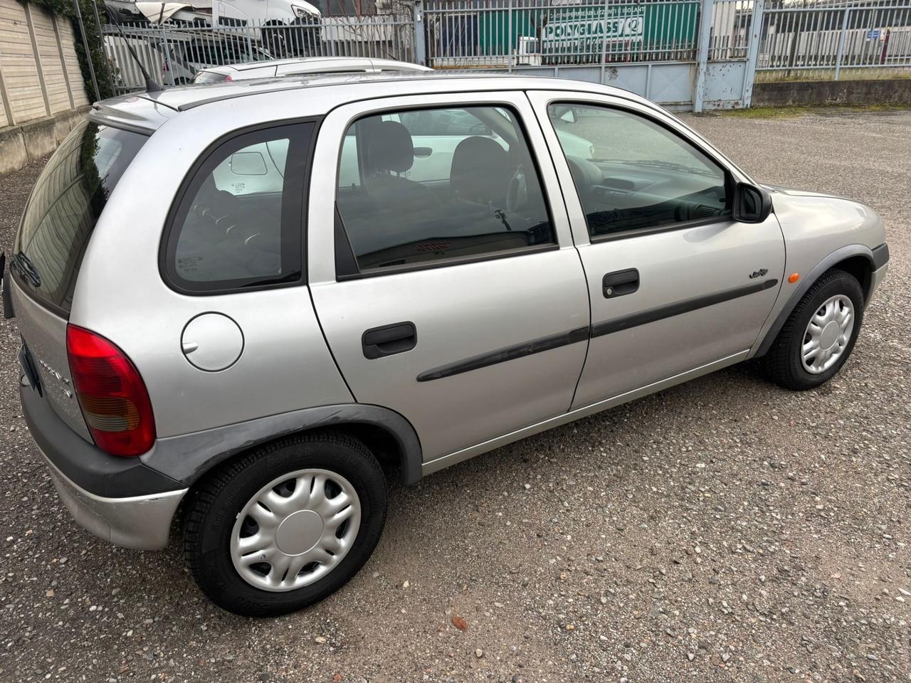 Opel Corsa 1.0i 12V cat 5 porte GPL