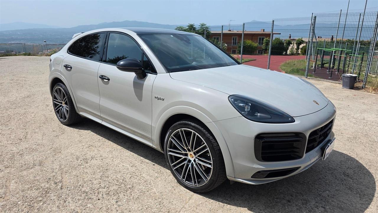 Porsche Cayenne Coupé 3.0 V6 E-Hybrid