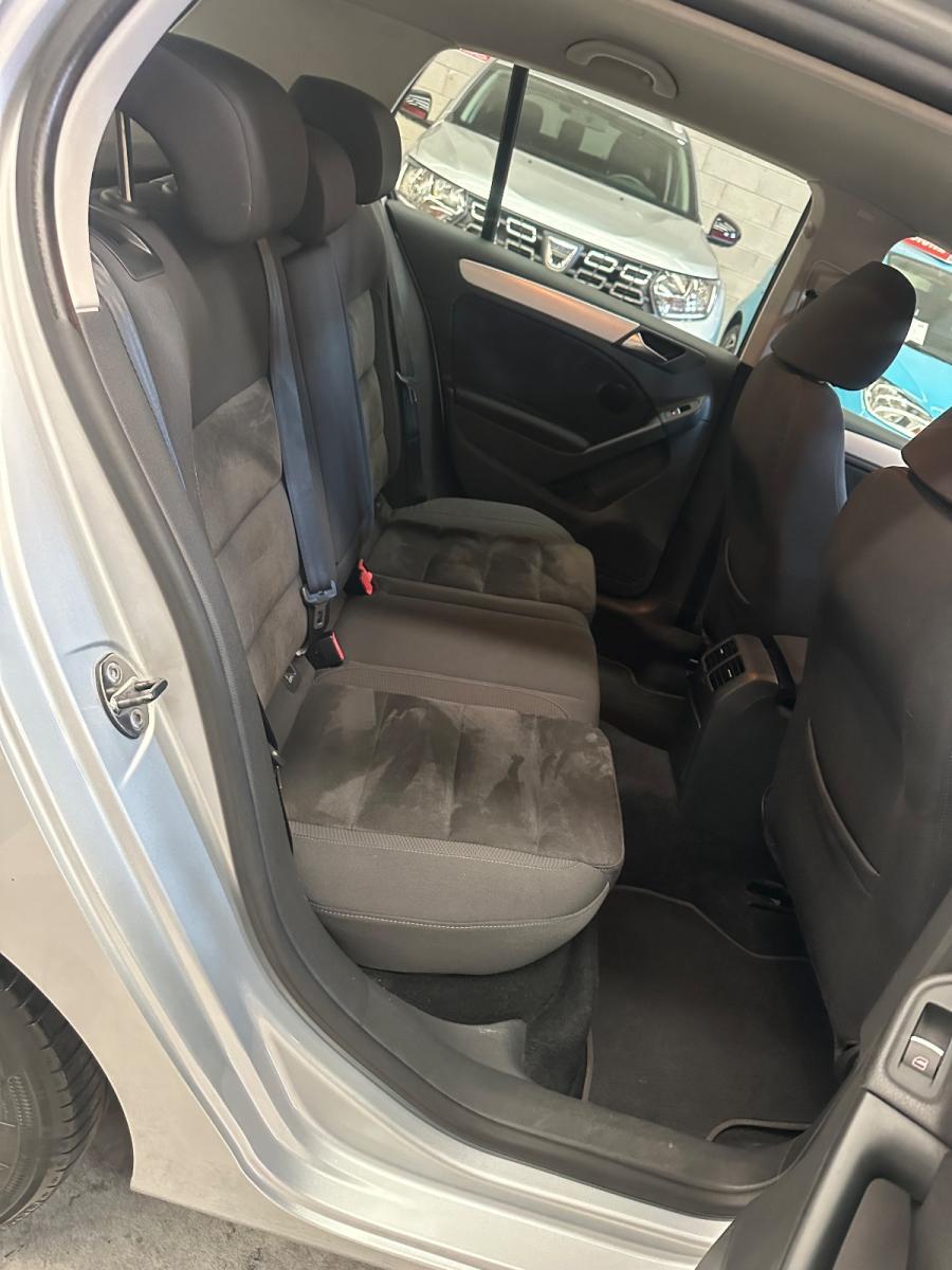 VOLKSWAGEN - Golf - 1.6 TDI DPF 5P. Highline