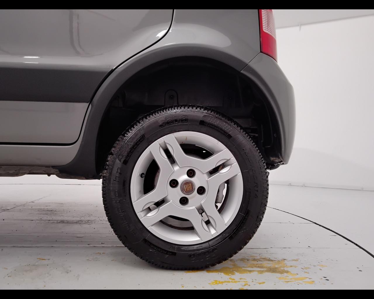 FIAT Panda II 2003 - Panda 1.3 mjt 16v Climbing 4x4 75cv my12