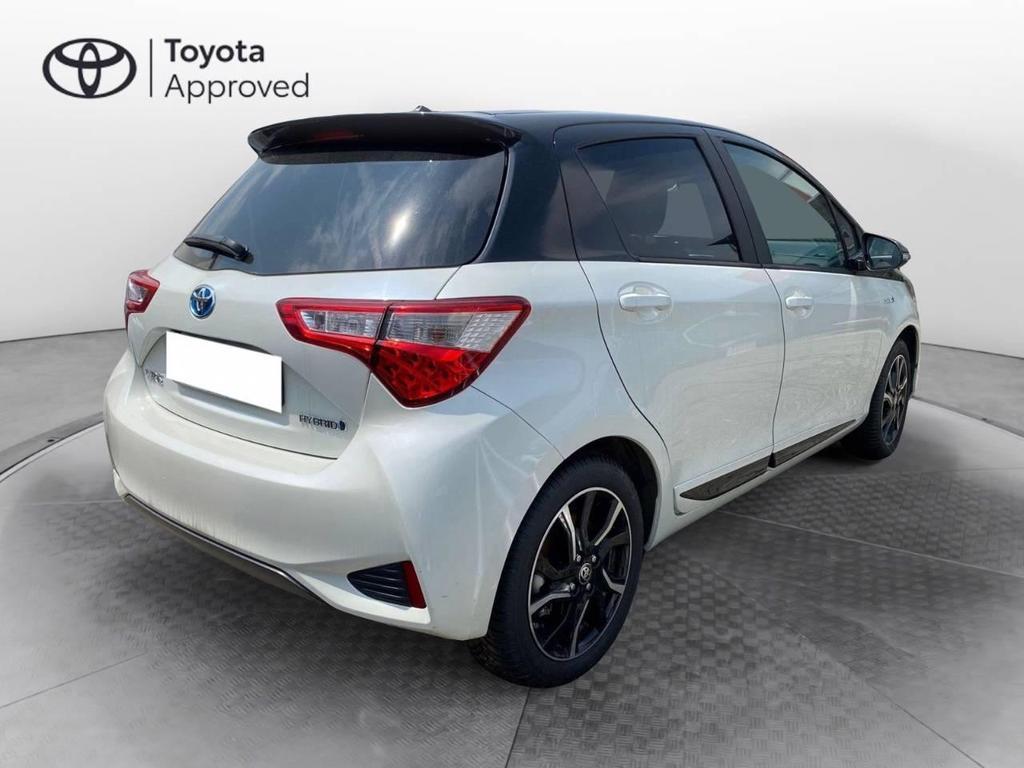 Toyota Yaris 5 Porte 1.5 VVT-i Hybrid Trend White Edition E-CVT