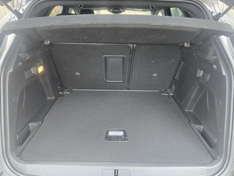 Peugeot 3008 BlueHDI 130 EAT8 S&S Allure Pack