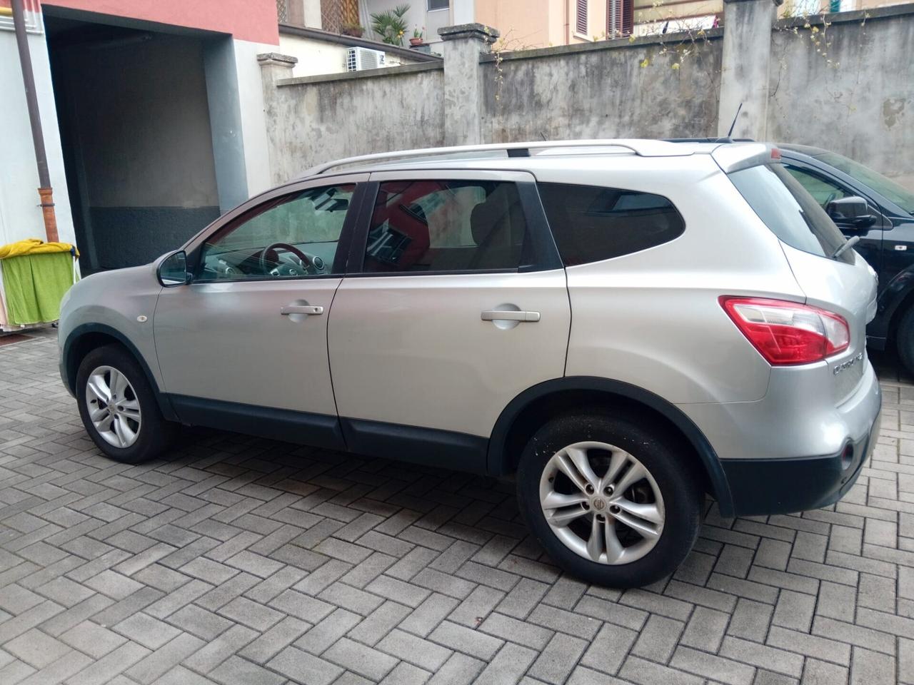 Nissan Qashqai PER EXPORT O COMMERCIANTI