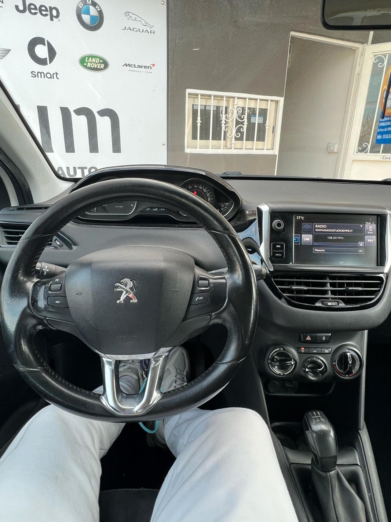 Peugeot 208 BlueHDi 75 5 porte Allure