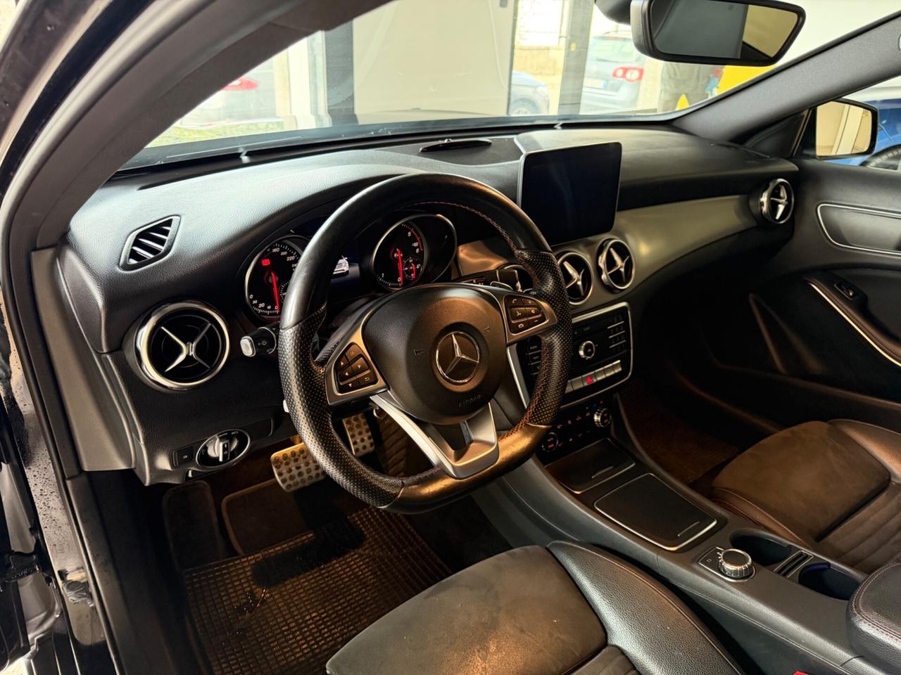 Mercedes-benz GLA 220 d Automatic Premium