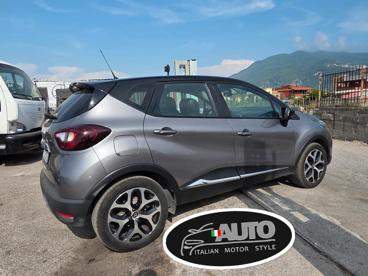 Renault Captur dCi 8V 110 CV Start&Stop Energy Initiale Paris