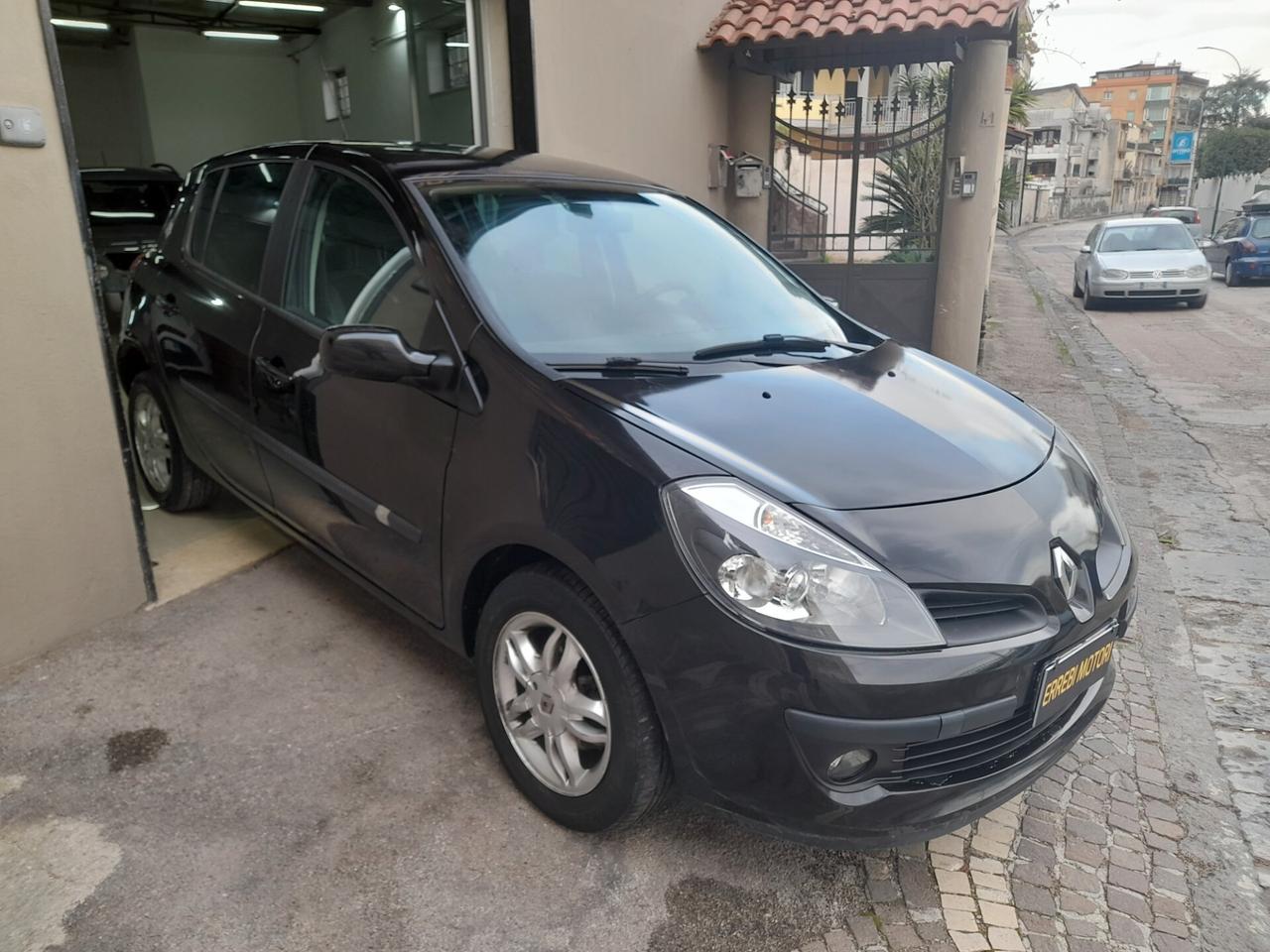 Renault Clio 1.2 5 porte Le Iene