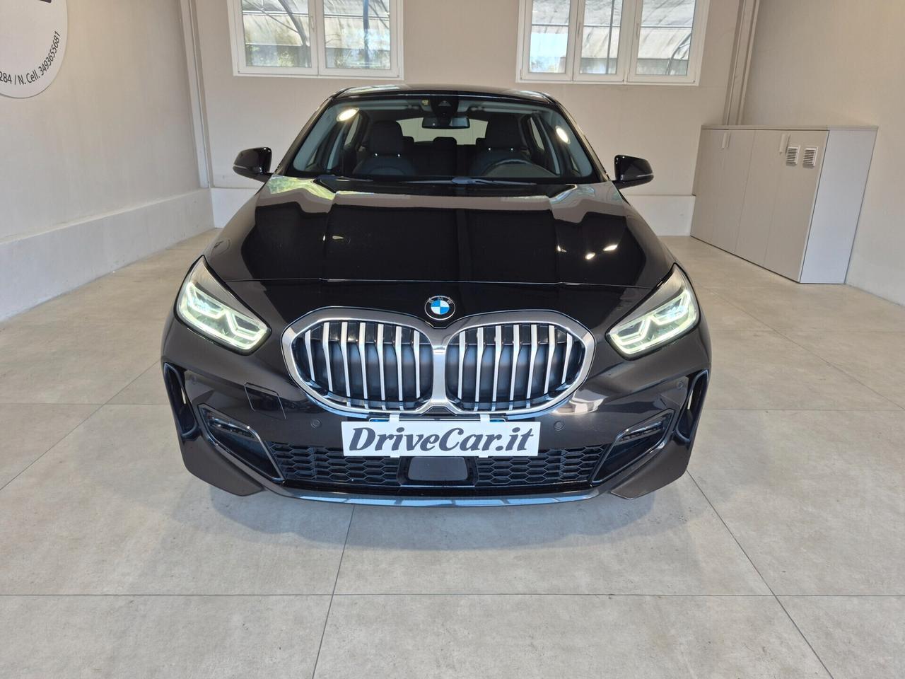 BMW 116 D MSPORT STEPTRONIC LED CARPLAY NAVI LIVE COCKPIT