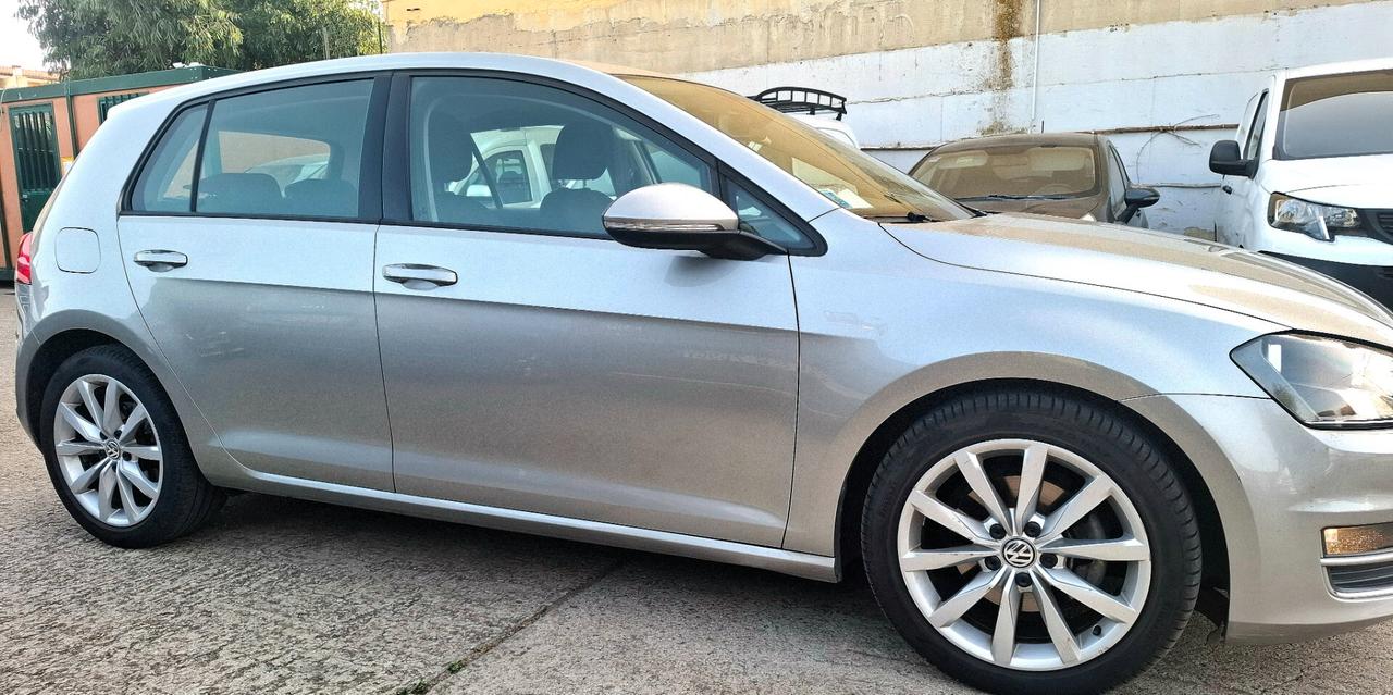 Volkswagen Golf 1.6 TDI 5p. Highline BlueMotion Technology