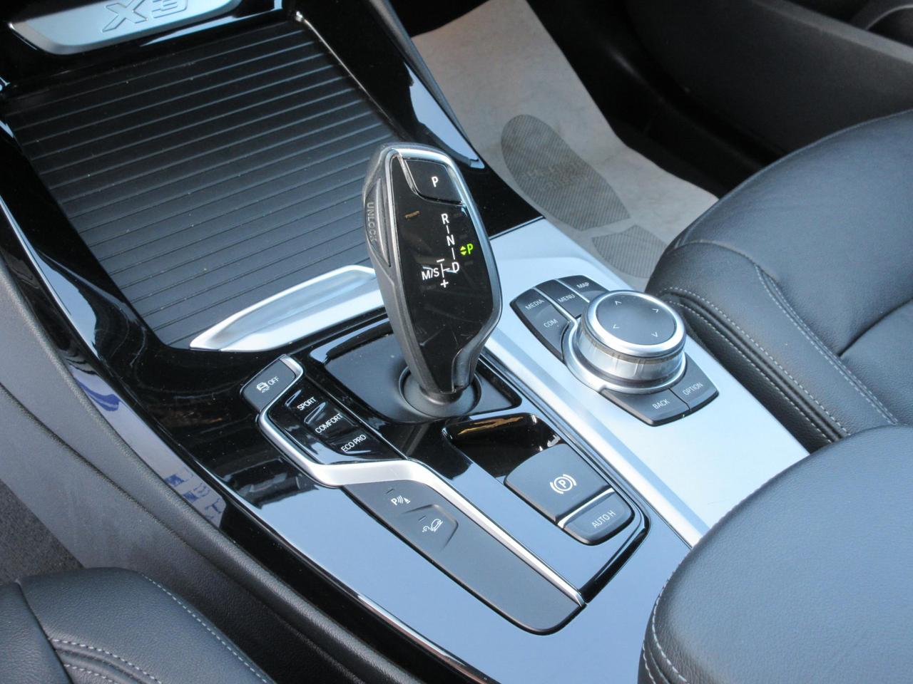 BMW X3 xdrive20i Business Advantage auto