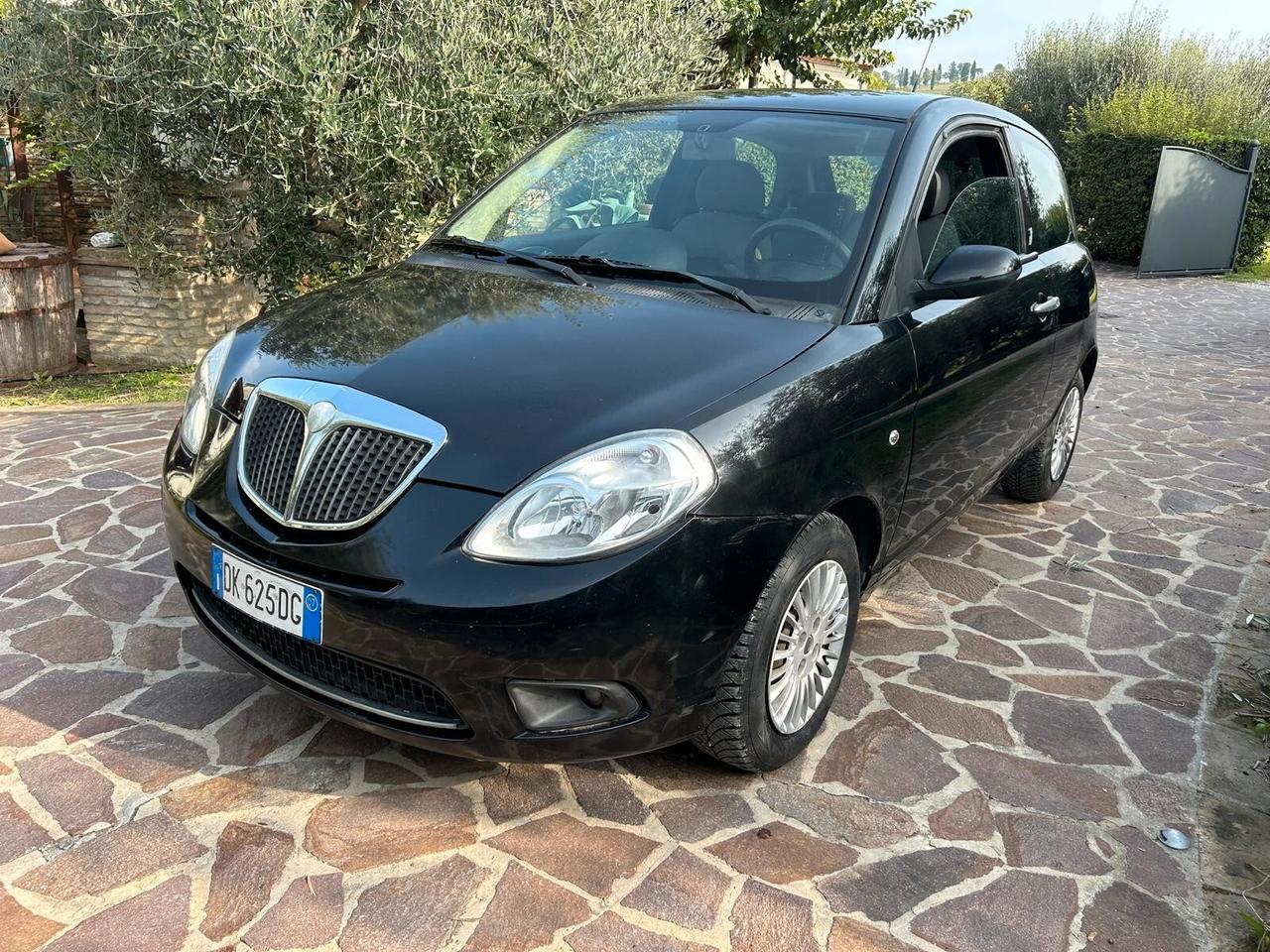 Lancia Ypsilon 1.2 Argento