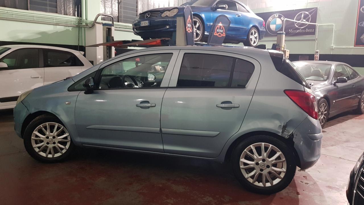 Opel Corsa 1.3 CDTI 75CV 5 porte Enjoy