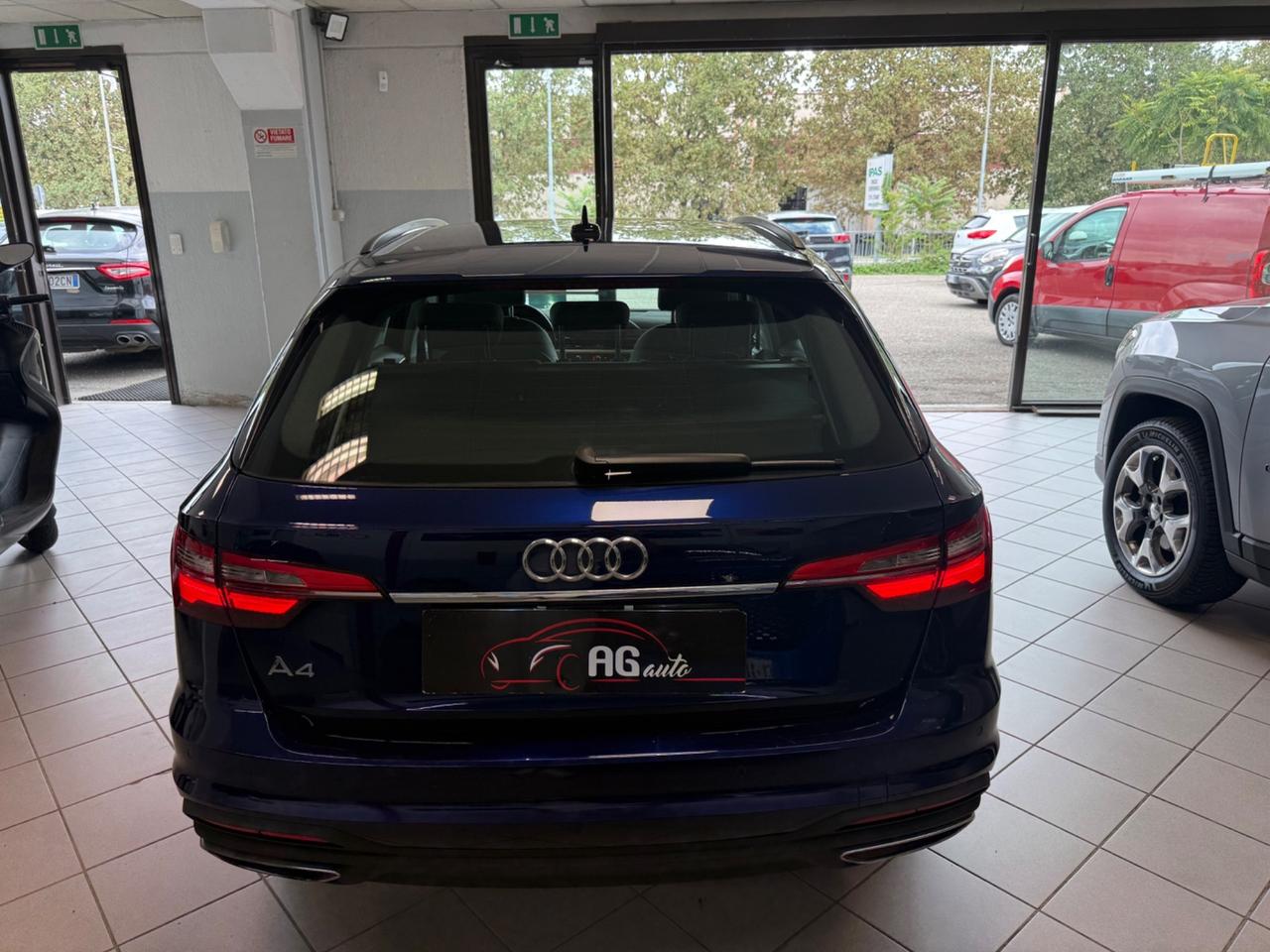 Audi A4 Avant 35 TDI/163 CV S tronic Business Advanced