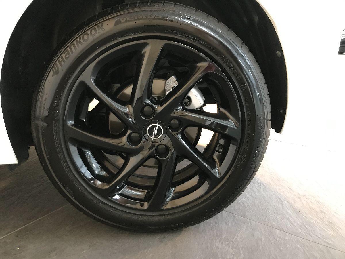 OPEL Corsa 1.5 D 100 CV Design & Tech
