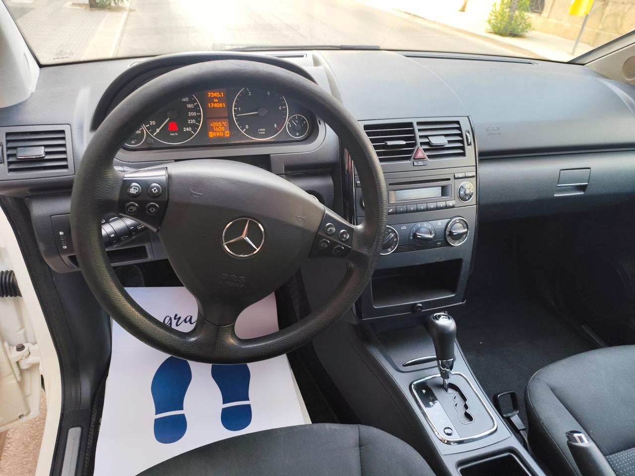 Mercedes-benz A 180 CDI 110CV CAMBIO AUTOMATICO