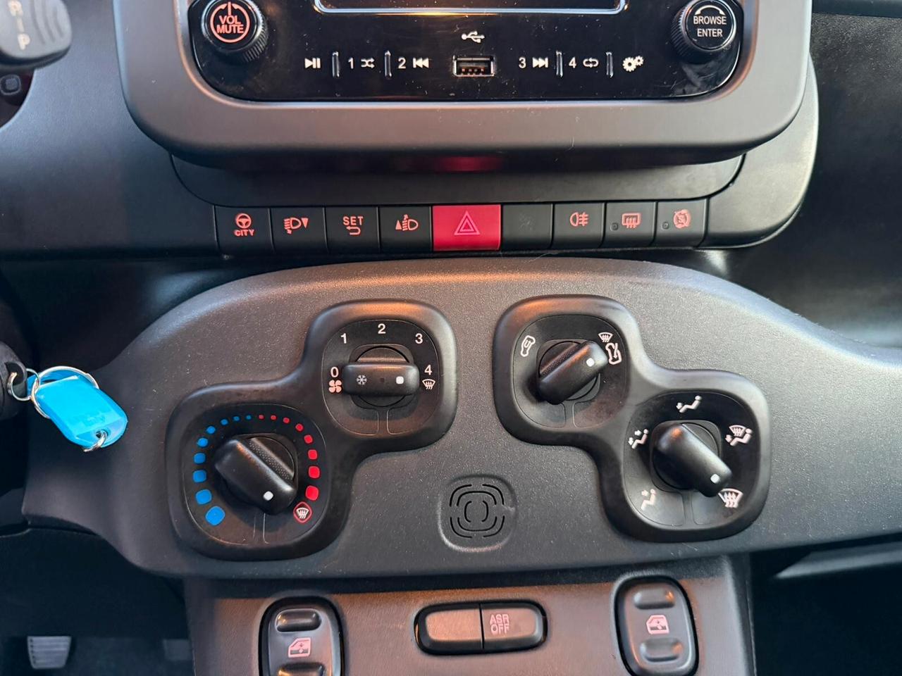 Fiat Panda 1.0 FireFly S&S Hybrid immatricolata N1 IVA DEDUCIBILE