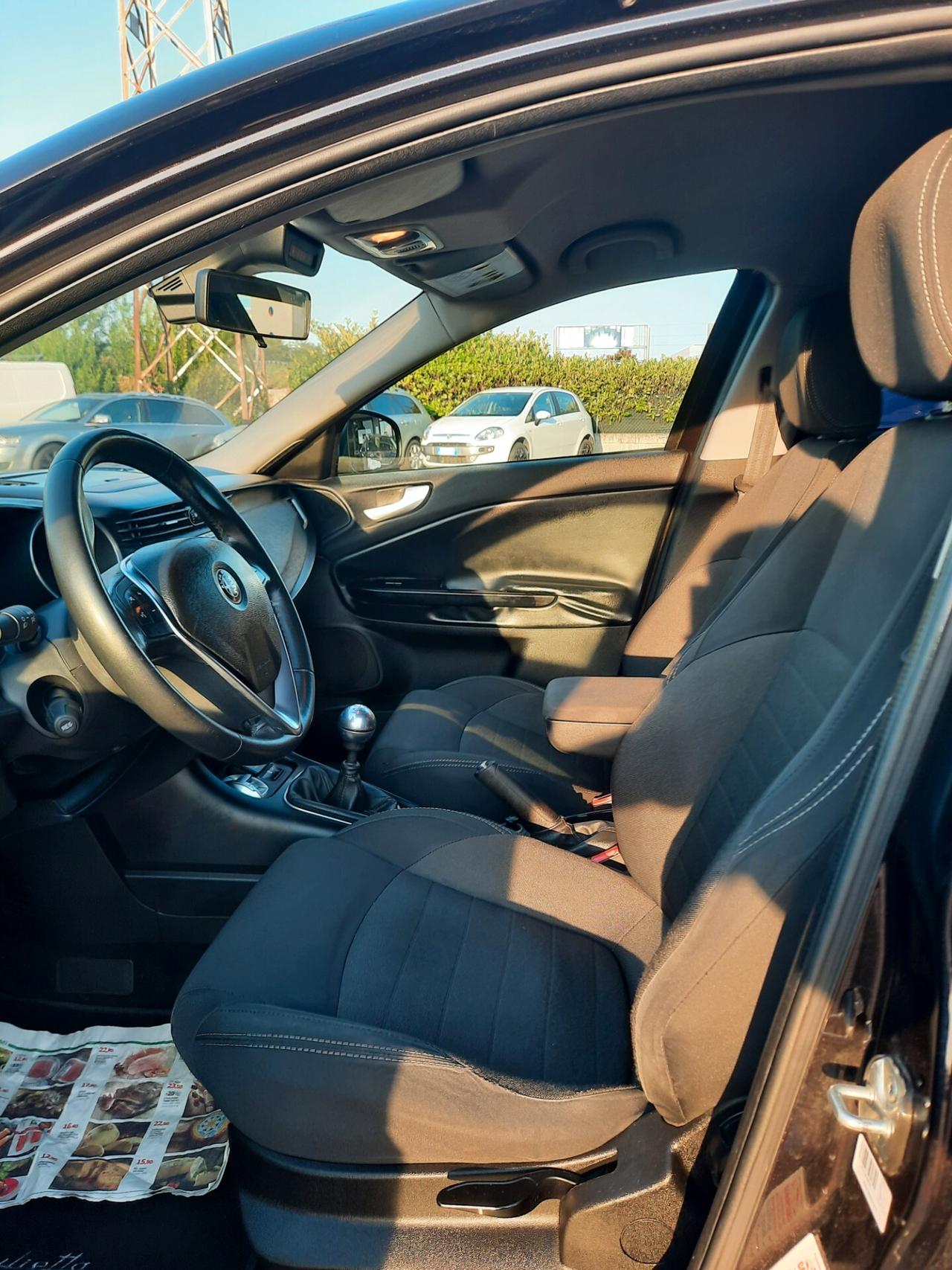 Alfa Romeo Giulietta 1.6 JTDm 120 CV Super Ok neopatentati