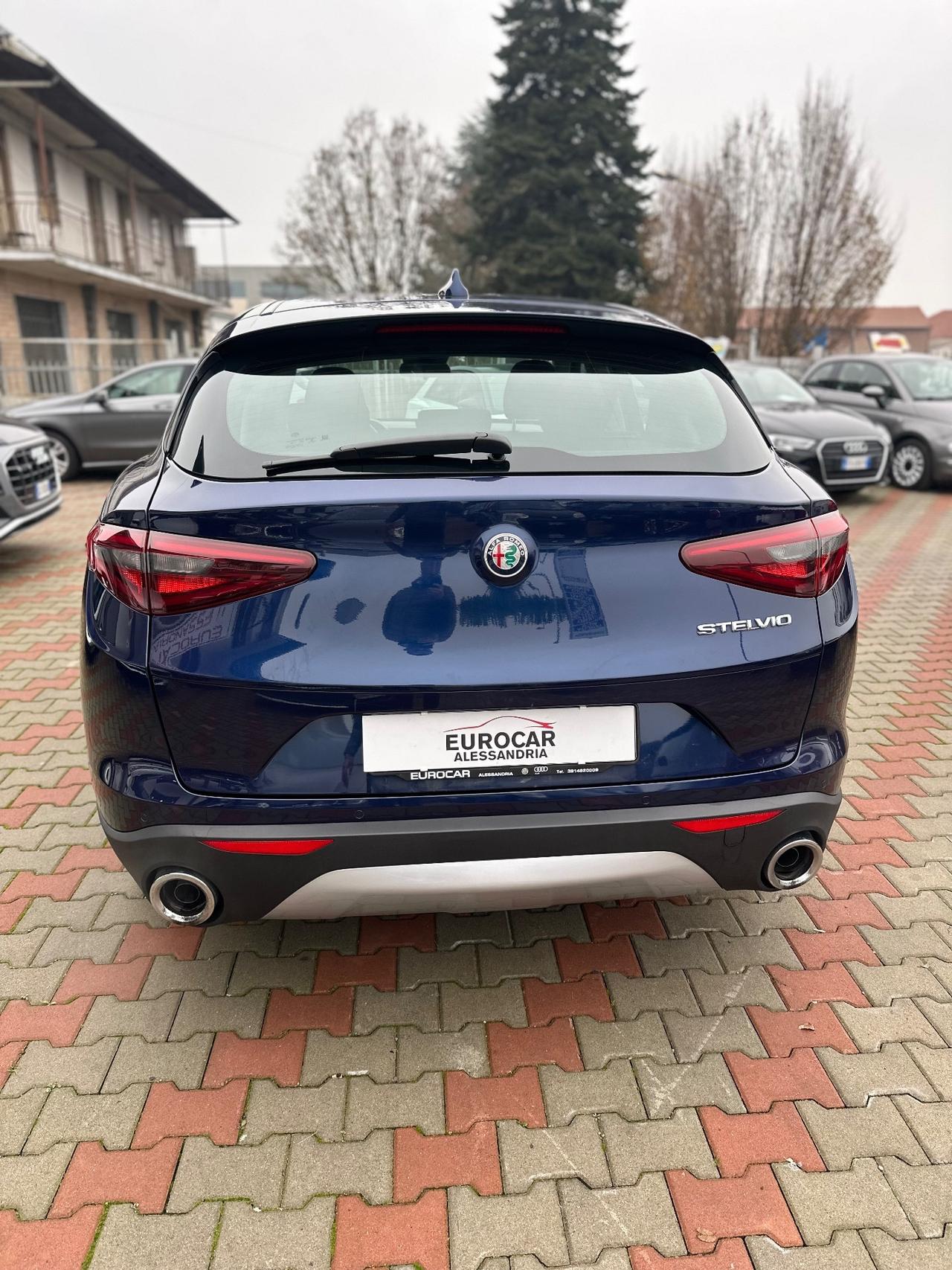 Alfa Romeo Stelvio 2.2 Turbodiesel 160 CV AT8 RWD Business