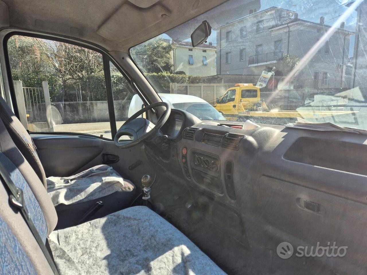 Renault MASCOTTE 2.8 RIBALTABILE TRILATERALE-