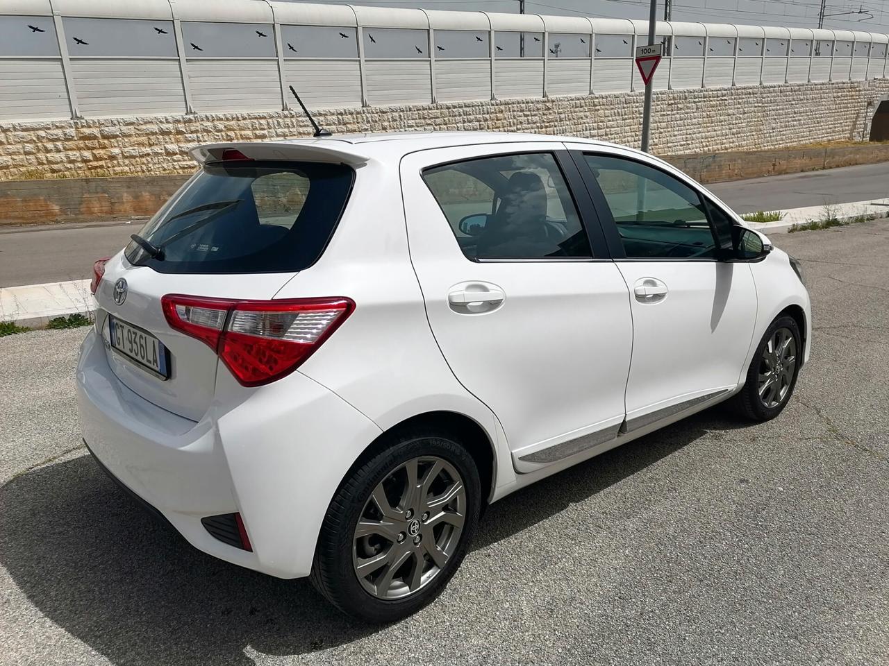 Toyota Yaris 1.4 D-4D 5 porte Lounge FULL 12/2017