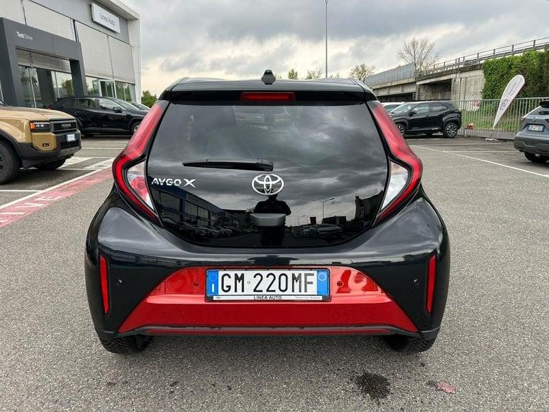 Toyota Aygo X 1.0B (72 CV) Lounge S-CVT