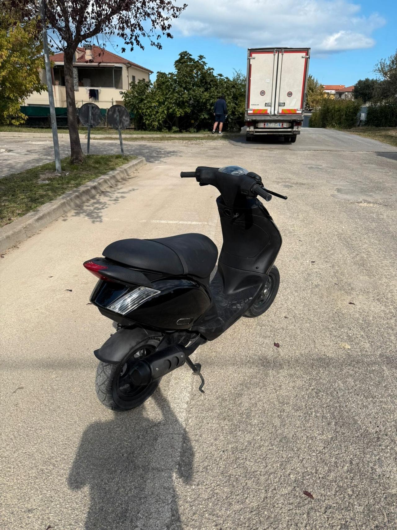 Piaggio Zip SP