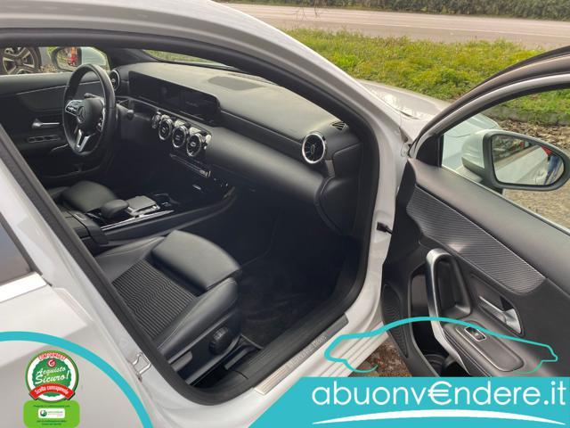 MERCEDES-BENZ A 180 Automatic Sport