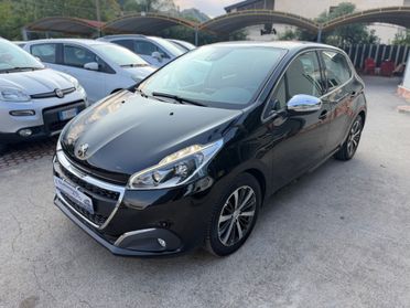 Peugeot 208 82cv 5 porte Allure Km Certificati