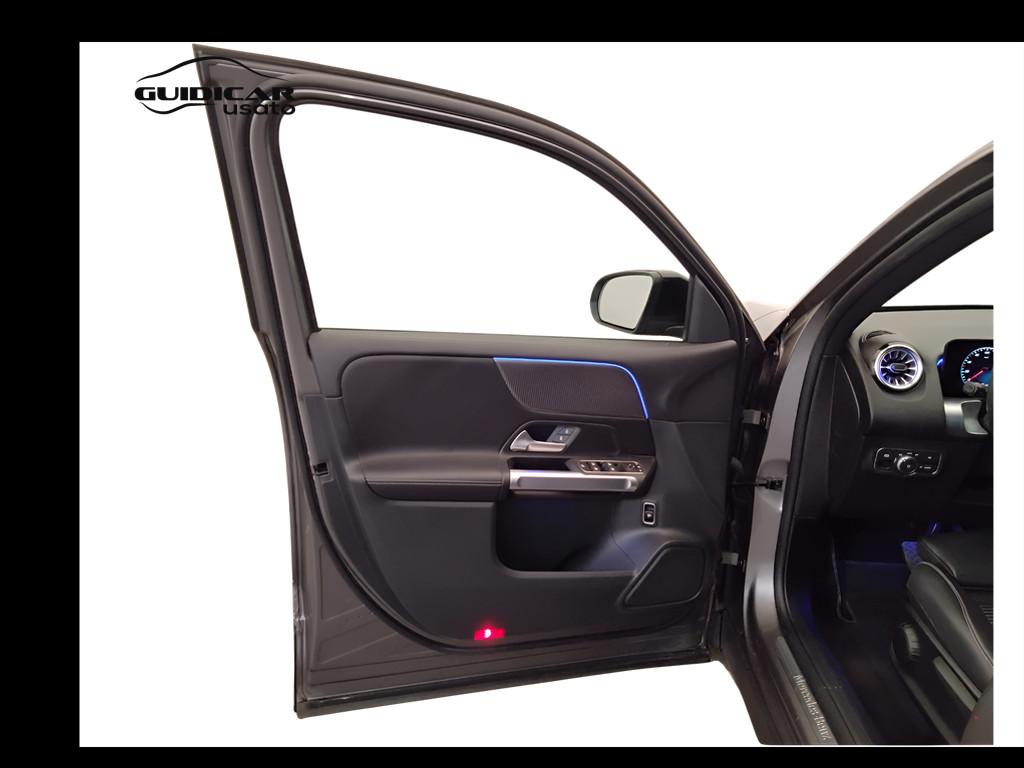 Mercedes-Benz GLB - X247 2019 - GLB 180 d Sport Plus auto