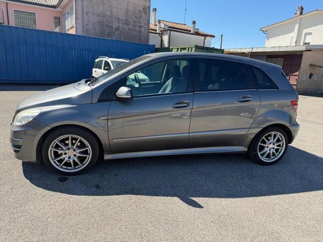 MERCEDES-BENZ B 180 CDI Chrome senza nessun lavoro da fare