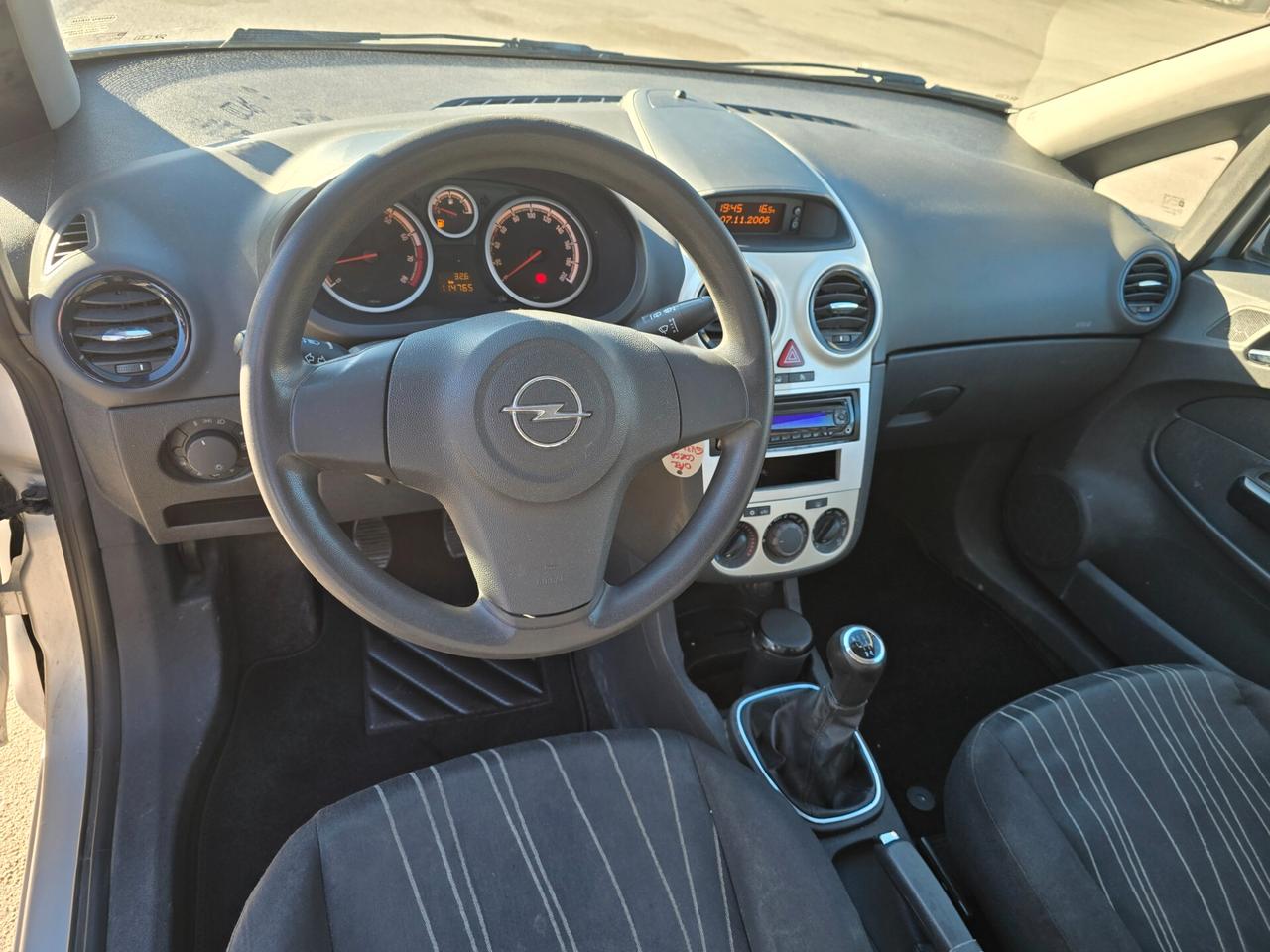Opel Corsa 1.2 3 porte Club