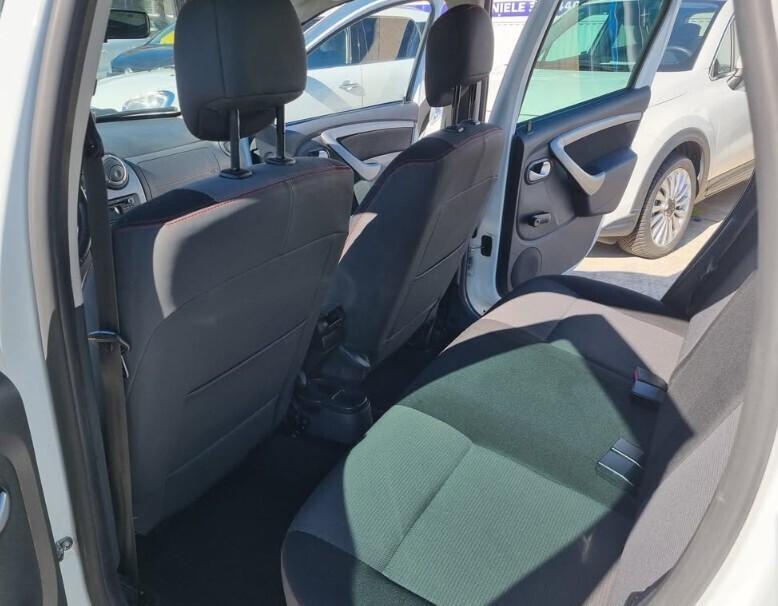 Dacia Duster 1.5 dCi 110CV 4x2 Lauréate