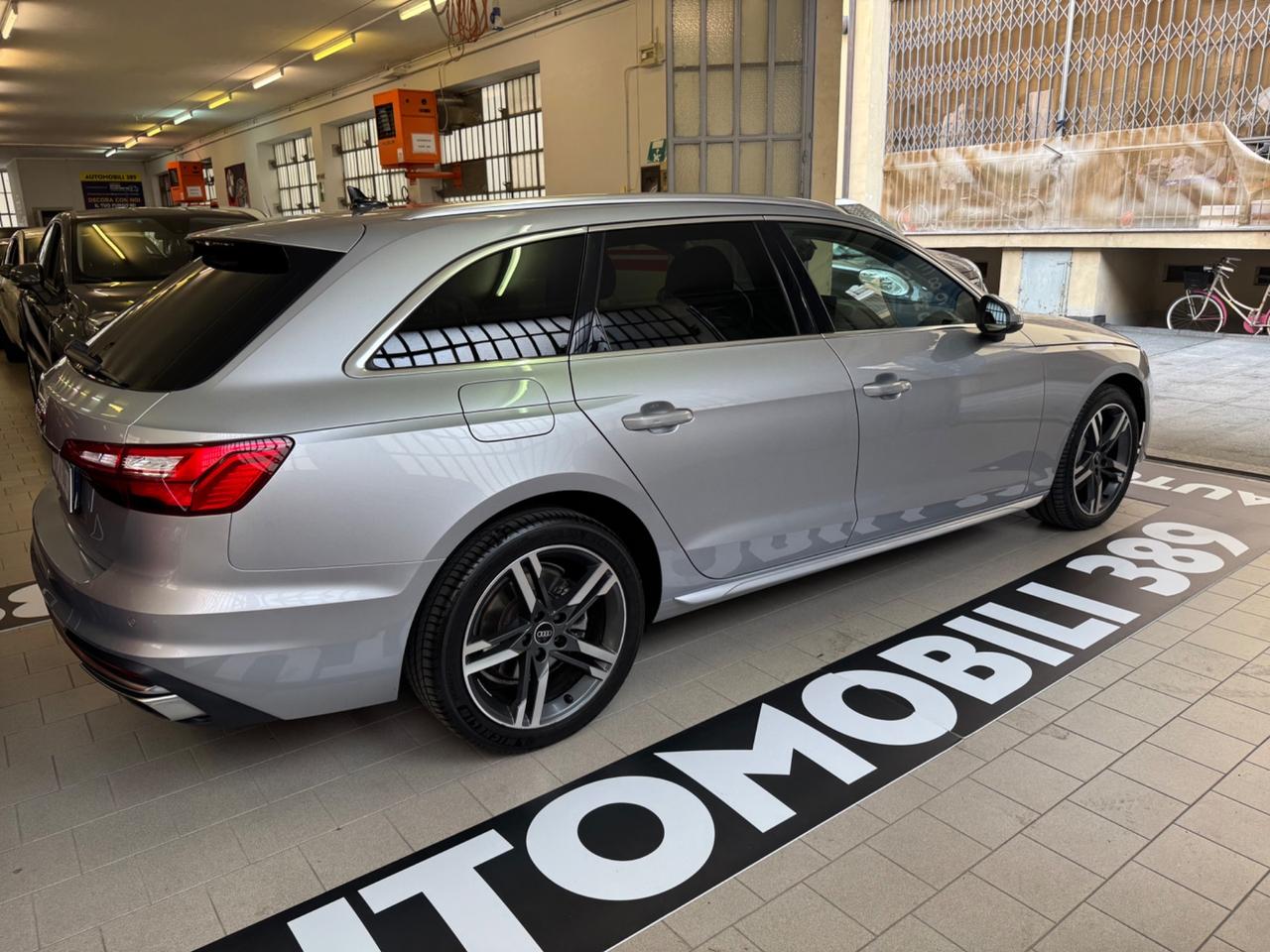 Audi A4 Avant 40 TDI S tronic Business Advanced
