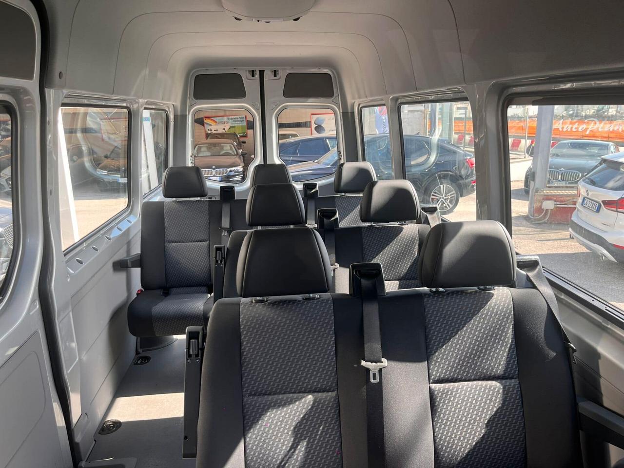 VOLKSWAGEN Crafter 35 2.0 TDI PL-TM Kombi (136CV)