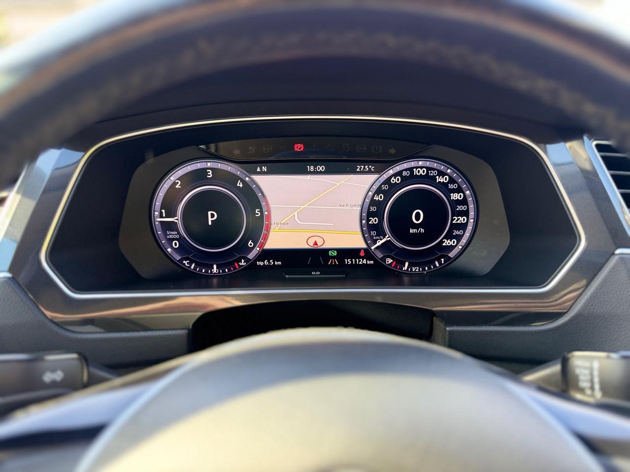 Volkswagen Tiguan Executive 2.0 TDI  #10873