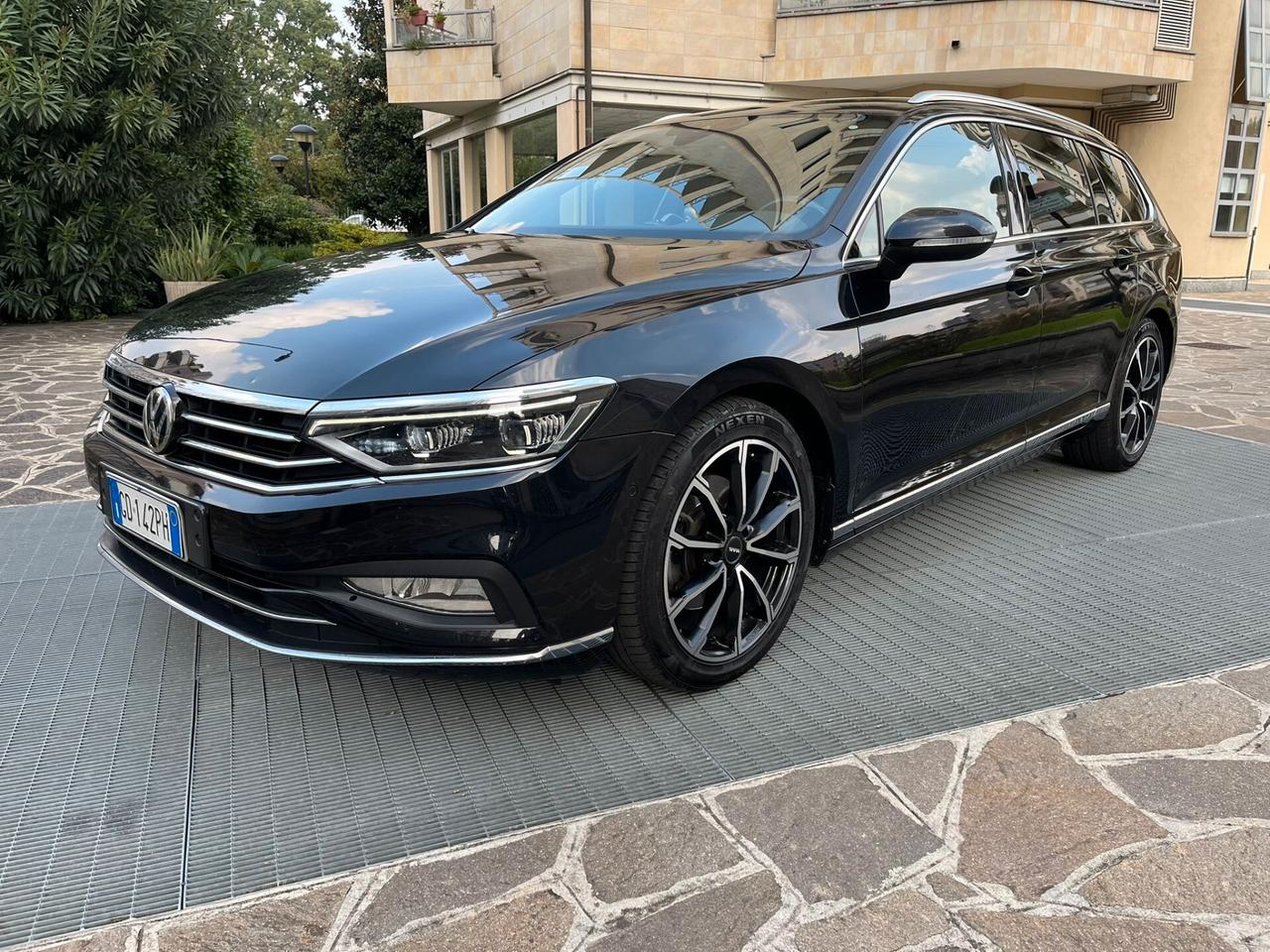 Volkswagen Passat Sw 2.0 TDI 190 CV DSG imm. 2020 iva esposta