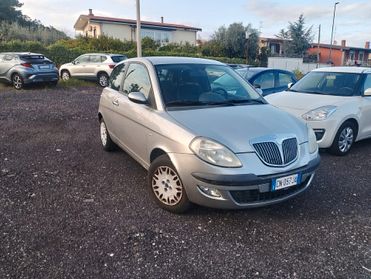 Lancia Ypsilon 1.2 Argento